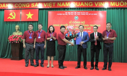 Lễ công bố Nghị quyết của Hội đồng Trường Đại học Thể dục Thể thao TP. Hồ Chí Minh về công tác cán bộ.