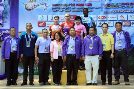 Tay đua Nguyễn Thị Thi về ba tại chặng 2 giải xe đạp quốc tế Tour of Thailand 2019.