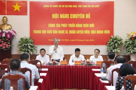 03 05 2019 day manh cong tac phat trien dang trong doi ngu van nghe si huan luyen vien van dong vien 312044DC details