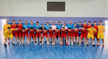 Lãnh đạo Trung Tâm Huấn luyện thể thao quốc gia thành phố Hồ Chí Minh thăm và chúc tết các đội tuyển nhân dịp đầu Xuân.