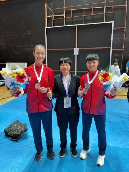 Võ sĩ Nguyễn Thị Diệu Ly giành HCV tại giải Karate trẻ thế giới 2022